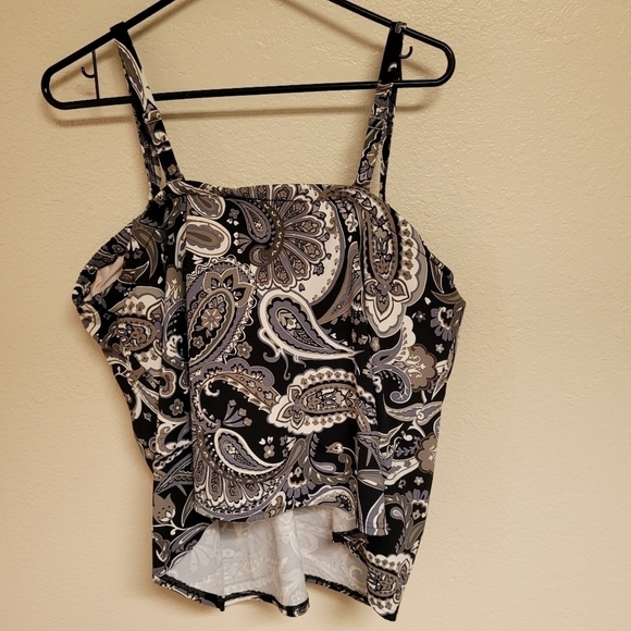 Lands' End Paisley Tankini Top - Picture 4 of 4